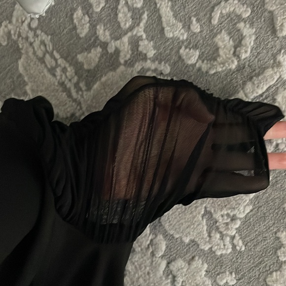 Top - Picture 2 of 2